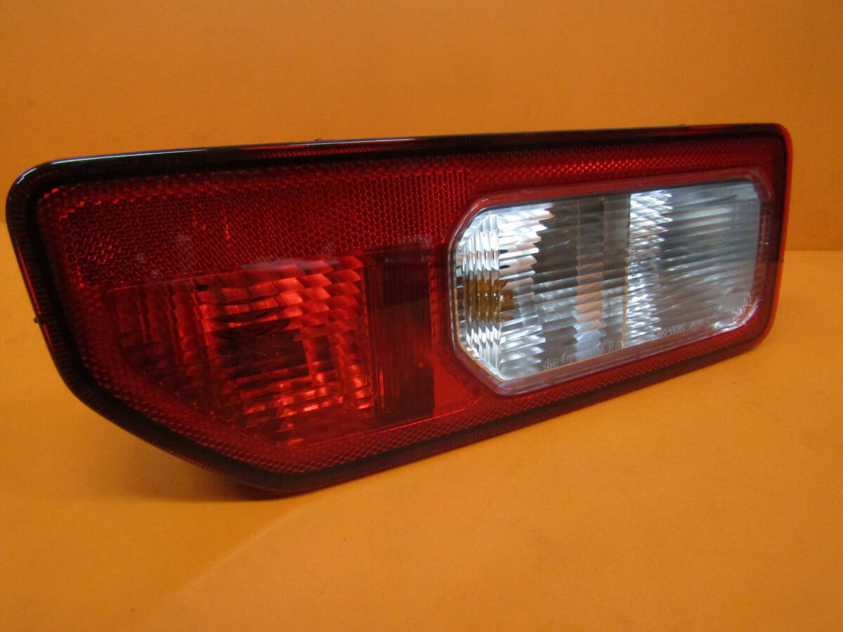 Suzuki Jimny JB64W / JB74W Tail Light Pair image 3