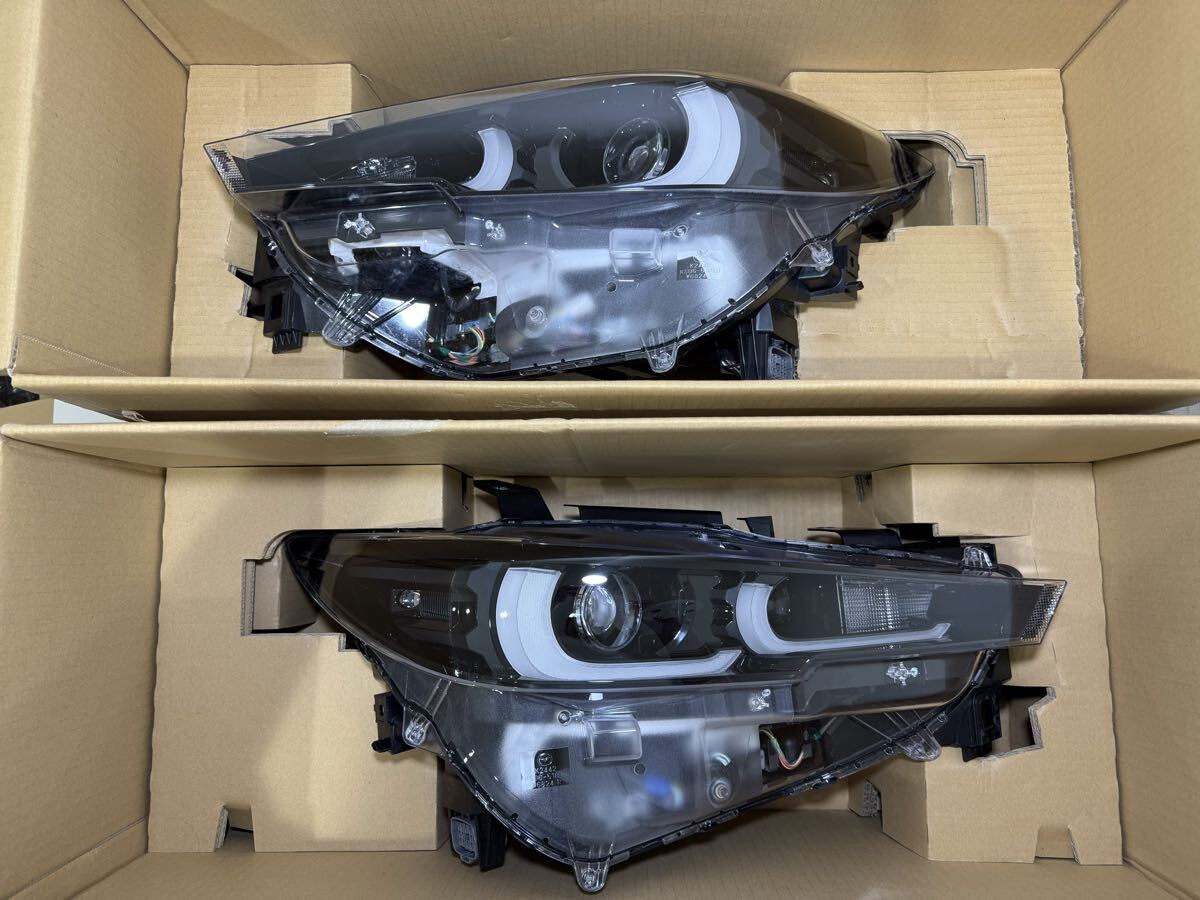 Mazda CX-5 KF / CX-8 KG Facelift Headlight Pair