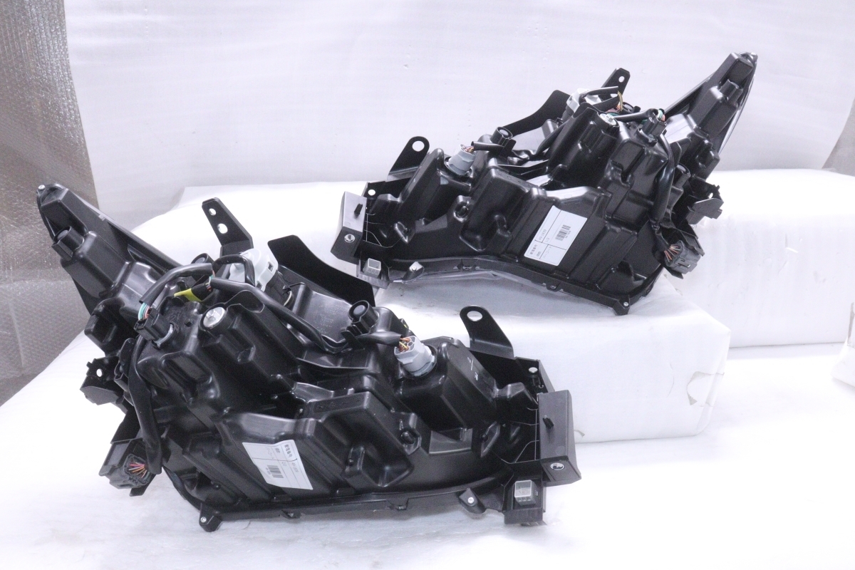 Mazda CX-5 KF5P Facelift LED Headlight Pair image 3
