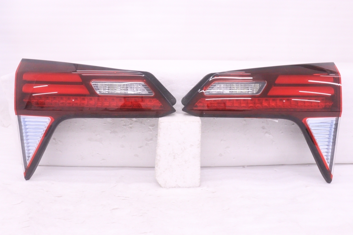 Honda Vezel RU3 Pre-Facelift Hybrid LED Tail Light Set