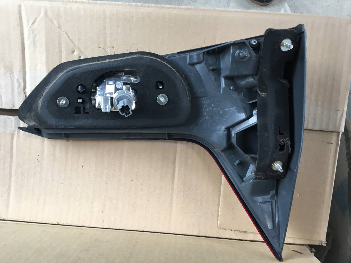 Honda Vezel RU1 / RU2 / RU3 / RU4 Tail Light Set image 4