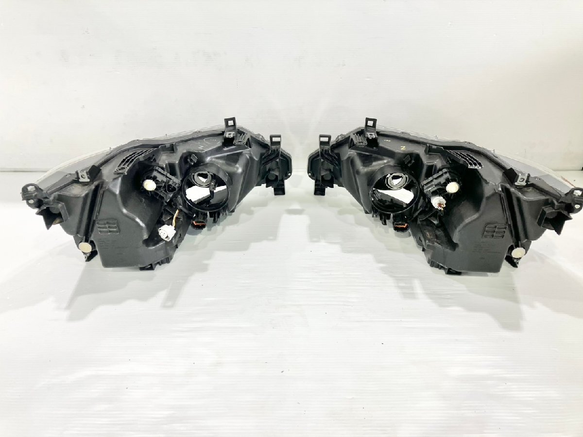 Nissan Serena GFC27 / C27 Pre-Facelift Headlight Pair image 4