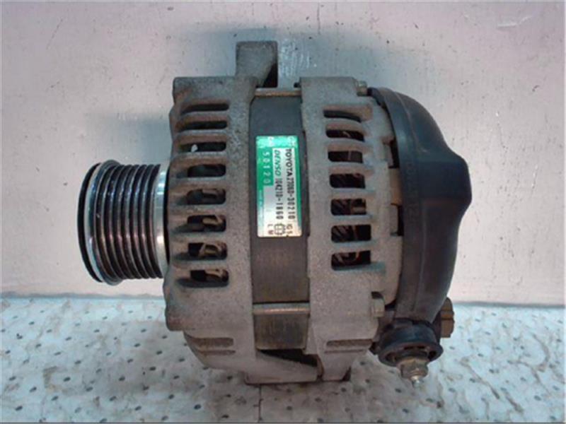Toyota Hiace KDH206V Used Alternator 27060-30210