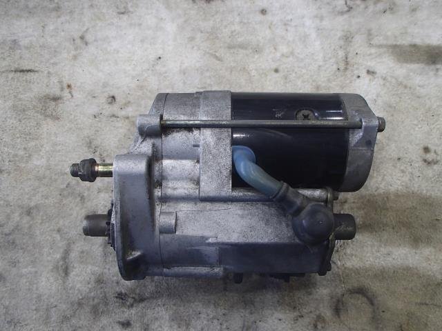 Toyota Hiace KDH205K Used Starter Motor 28100-30100 image 2