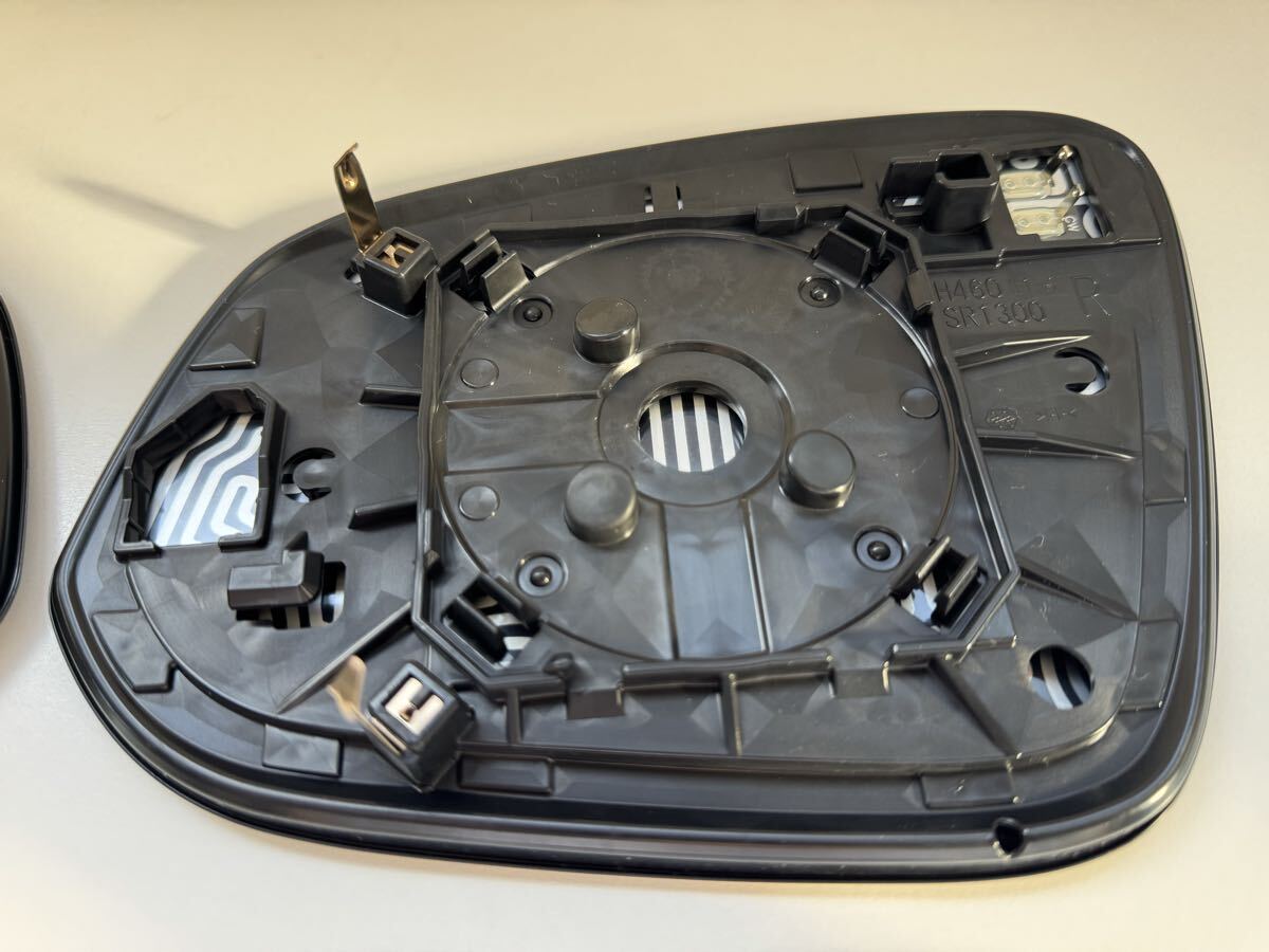 Toyota RAV4 MXAA54 Heated Outer Mirror Glass Pair image 3