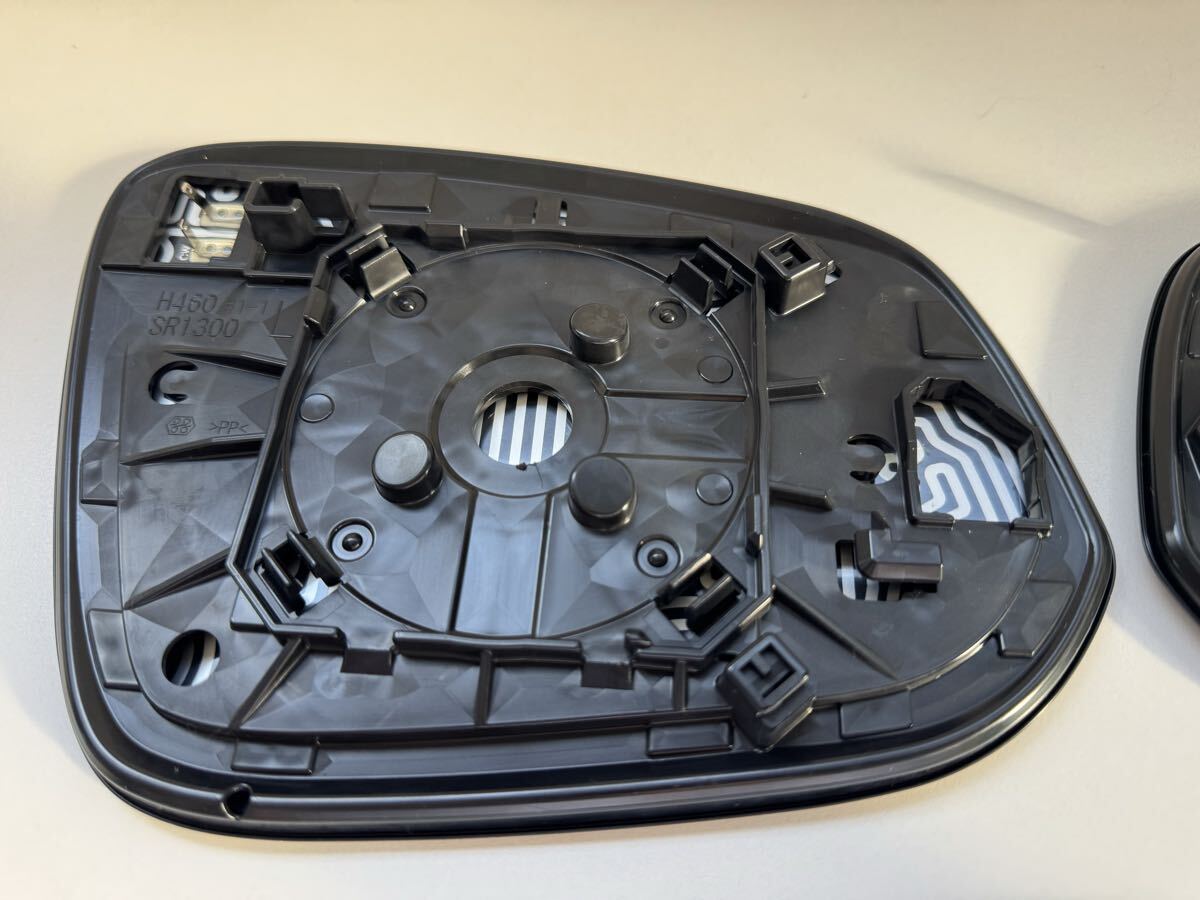 Toyota RAV4 MXAA54 Heated Outer Mirror Glass Pair image 4