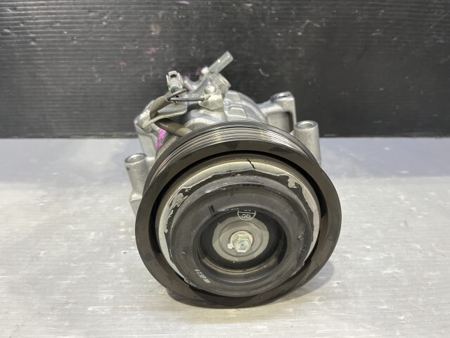 Toyota Hilux GUN125 A/C Compressor 88320-0K520 image 2
