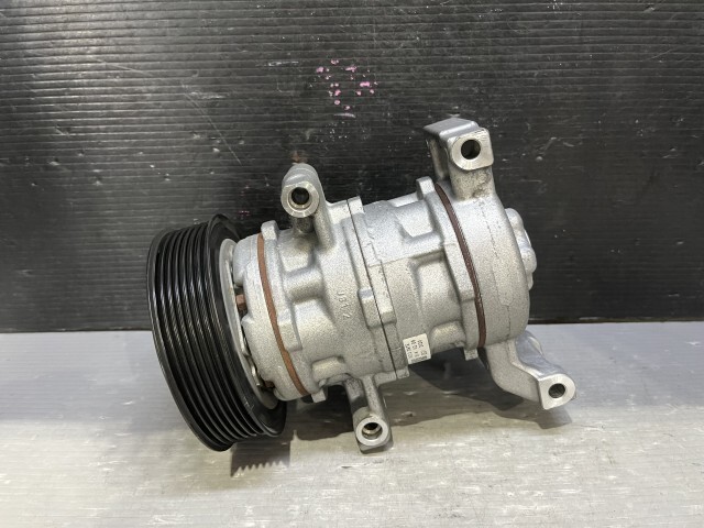 Toyota Hilux GUN125 A/C Compressor 88320-0K520 image 3