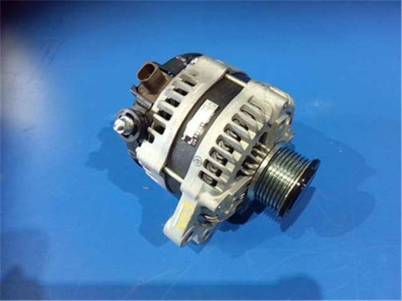 Toyota Land Cruiser Prado GDJ150W Alternator 27060-11440