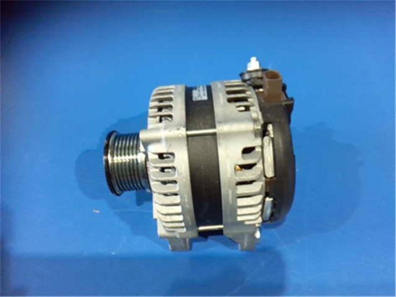 Toyota Land Cruiser Prado GDJ150W Alternator 27060-11440 image 3
