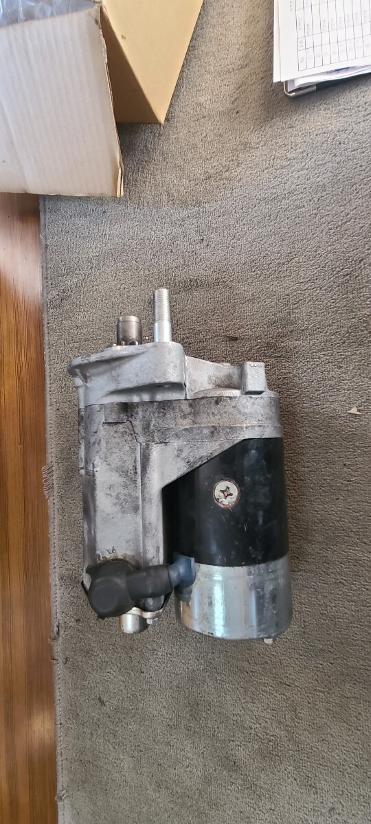 Toyota Land Cruiser Prado / Hiace Starter Motor 28100-30051 image 2