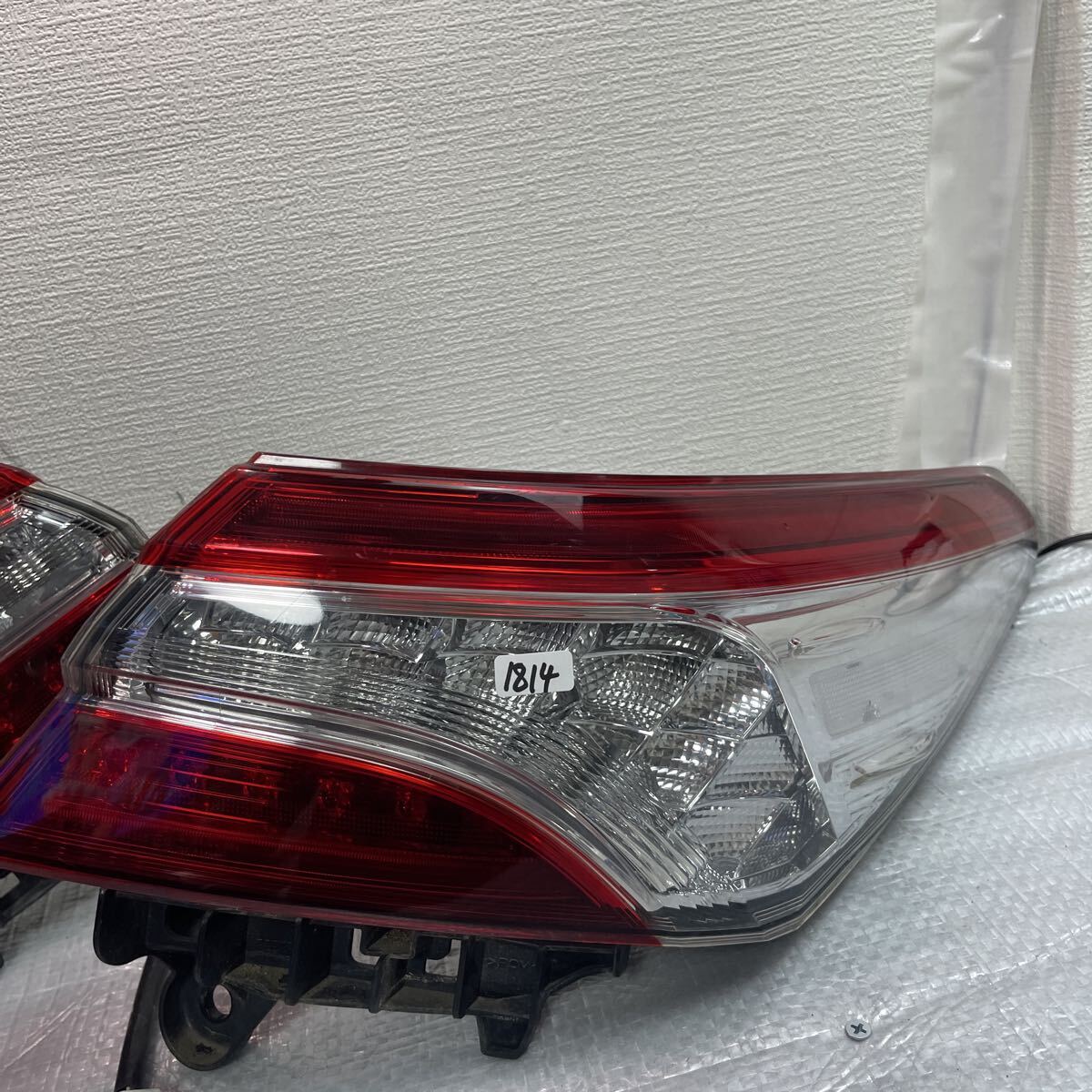 Toyota Camry AXVH70 / AXVH75 Facelift LED Tail Light Pair image 4