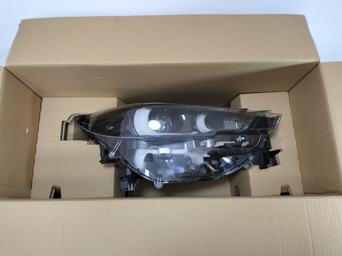 Mazda CX-5 / CX-8 KF / KG Facelift Right LED Headlight W6906