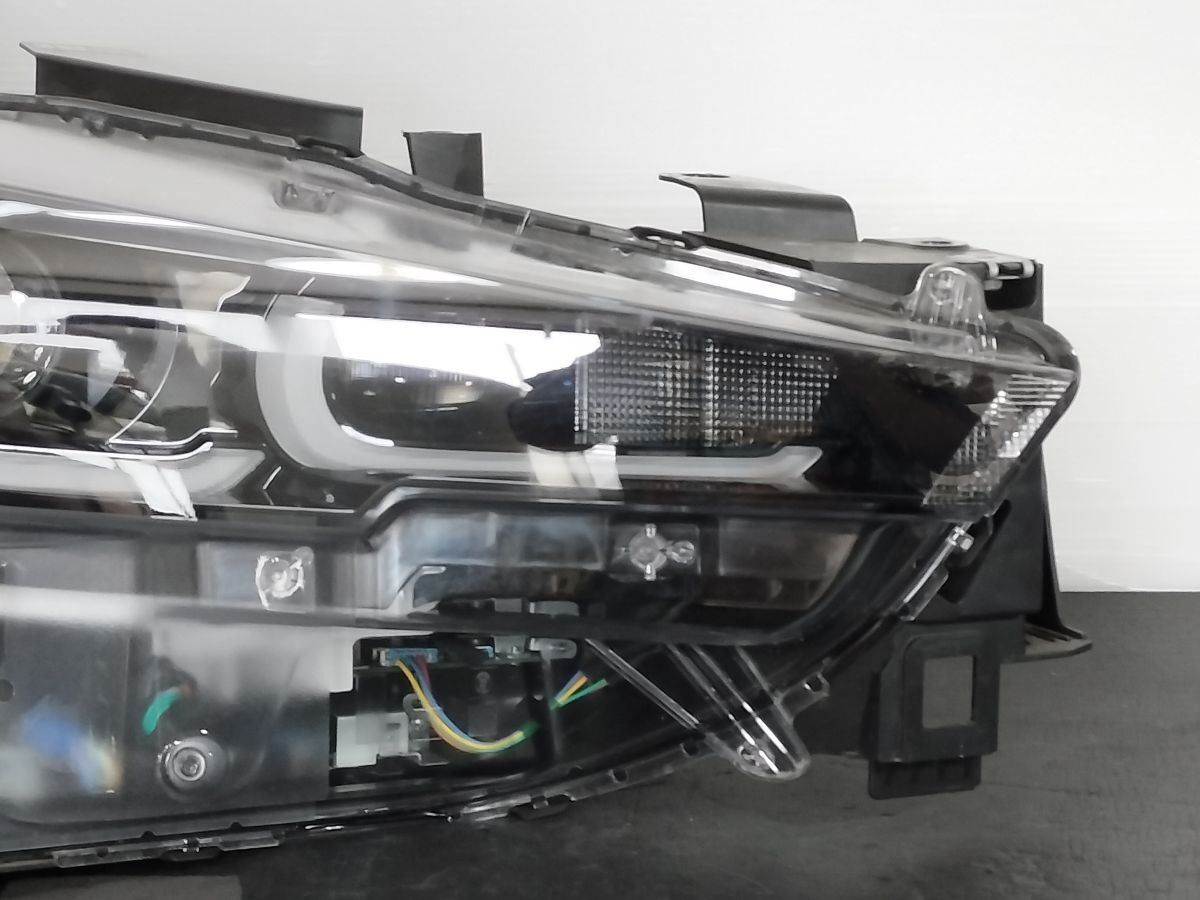 Mazda CX-5 / CX-8 KF / KG Facelift Right LED Headlight W6906 image 3