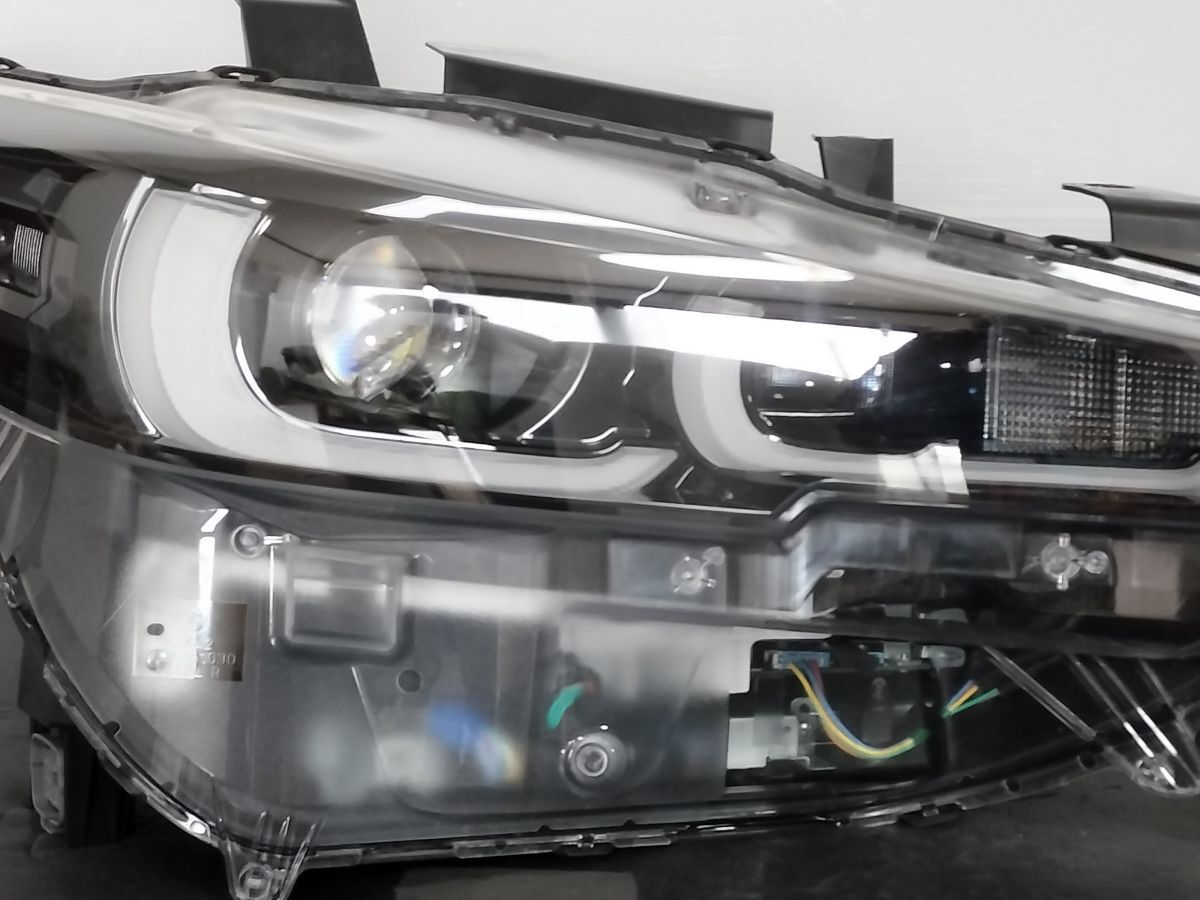 Mazda CX-5 / CX-8 KF / KG Facelift Right LED Headlight W6906 image 4