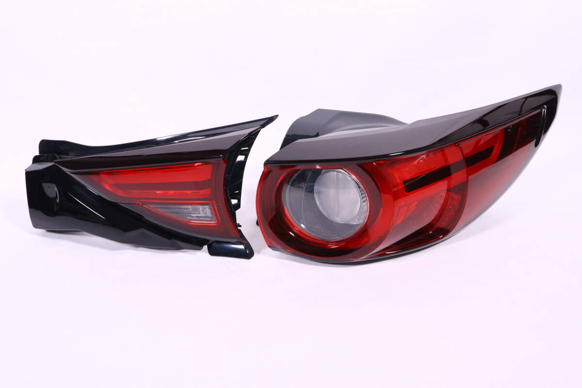 Mazda CX-5 KF Pre-Facelift Right Outer and Inner Tail Light Set