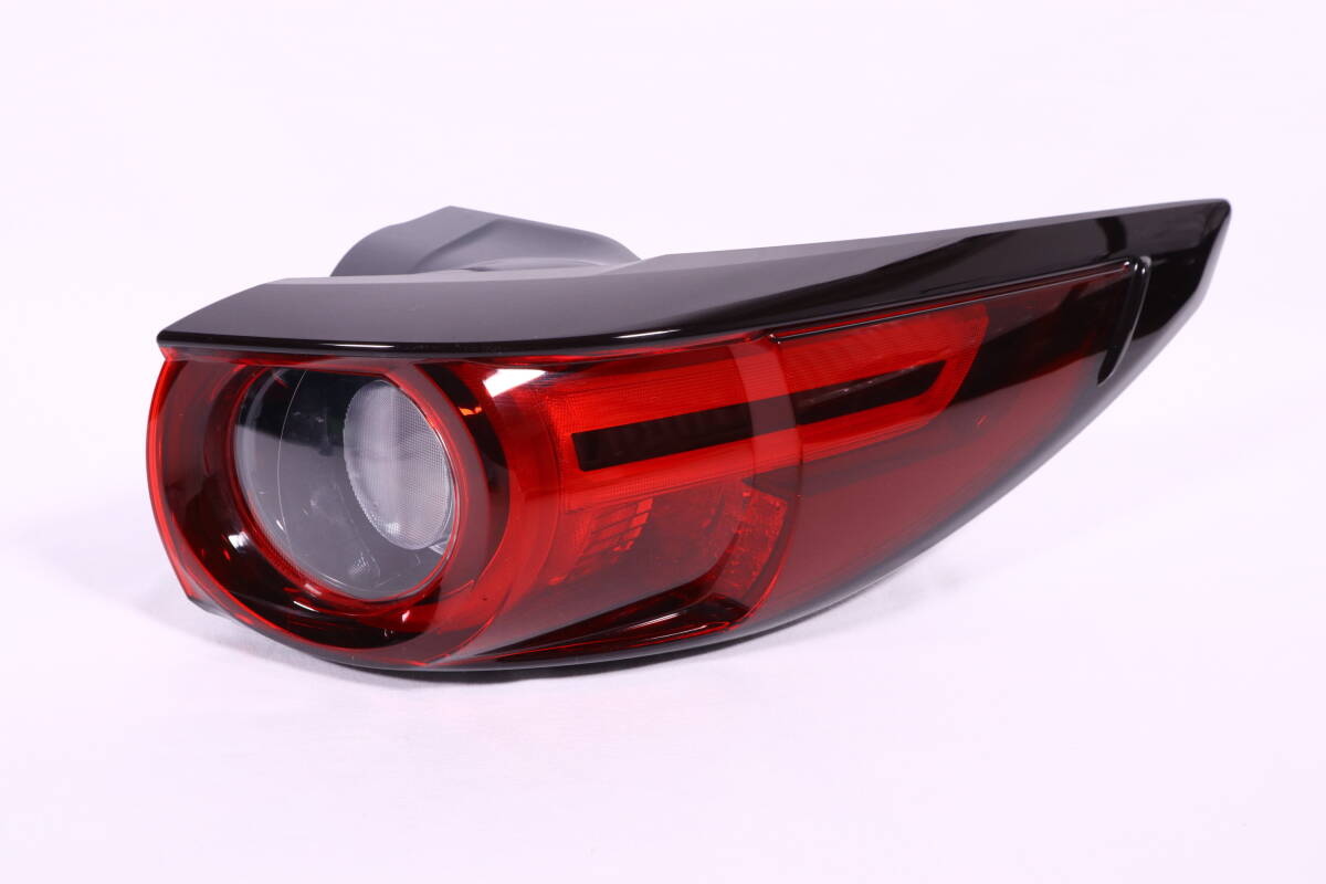 Mazda CX-5 KF Pre-Facelift Right Outer and Inner Tail Light Set image 2