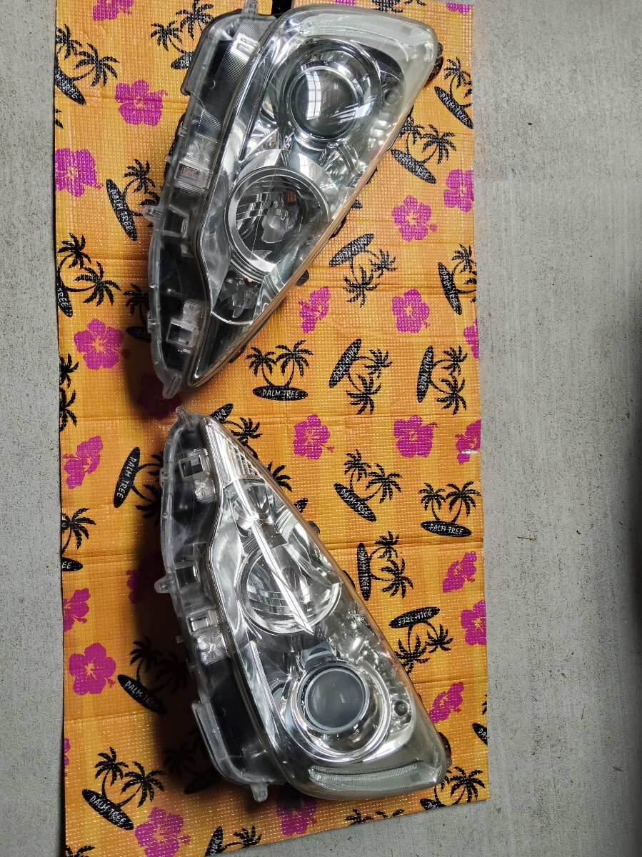 Toyota Aqua NHP10 Pre-Facelift Headlight Pair