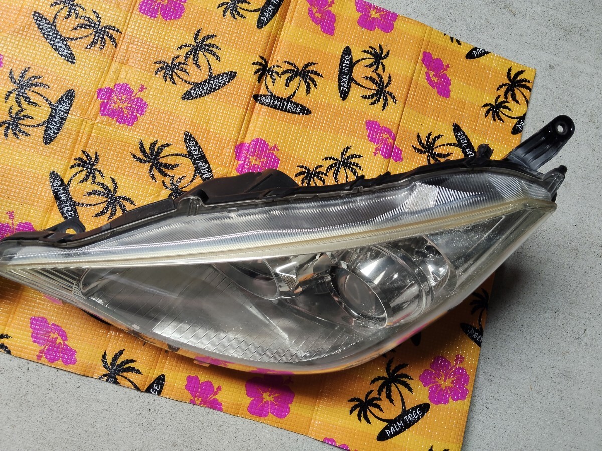Toyota Aqua NHP10 Pre-Facelift Headlight Pair image 2