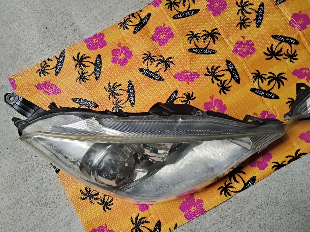 Toyota Aqua NHP10 Pre-Facelift Headlight Pair image 3
