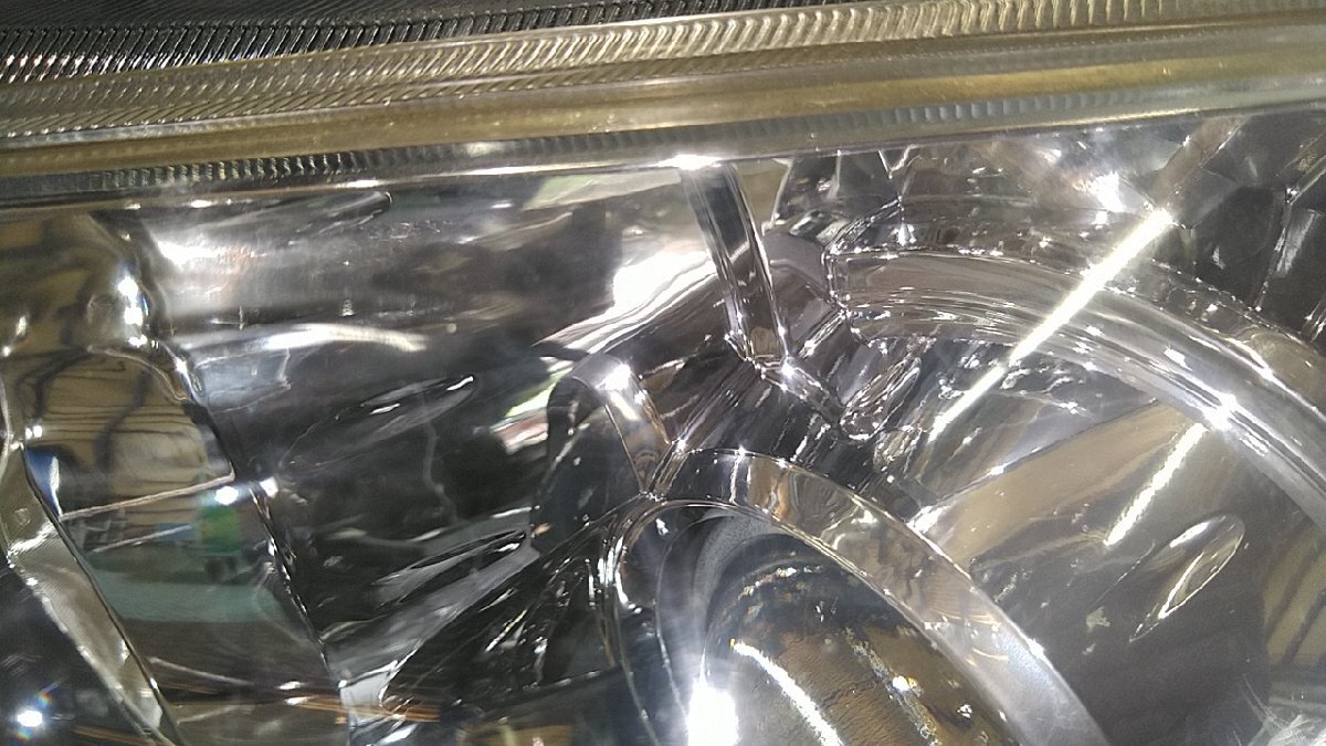 Toyota Aqua NHP10 Left Halogen Headlight KOITO 52-244 image 5