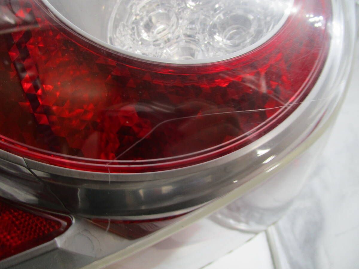 Toyota Aqua NHP10 Tail Light Pair STANLEY 52-253 image 5