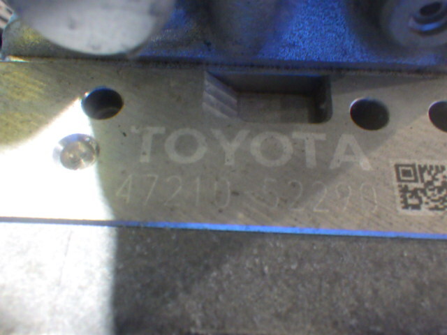 Toyota Aqua NHP10 ABS Actuator and Booster Pump Set image 4