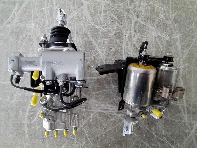 Toyota Aqua NHP10 ABS Actuator Assembly 47050-52030 image 2