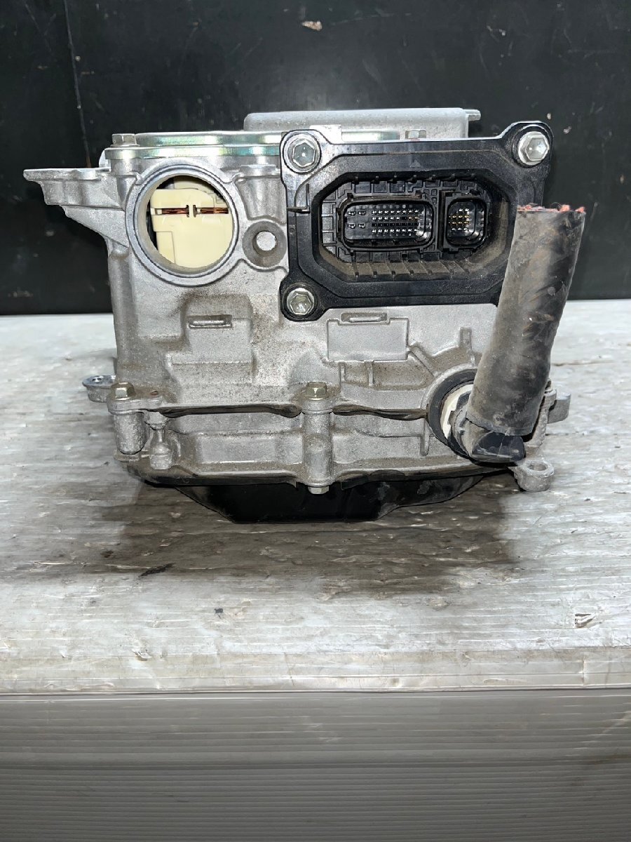 Toyota Aqua NHP10 Hybrid Inverter Converter G9200-52010 image 6