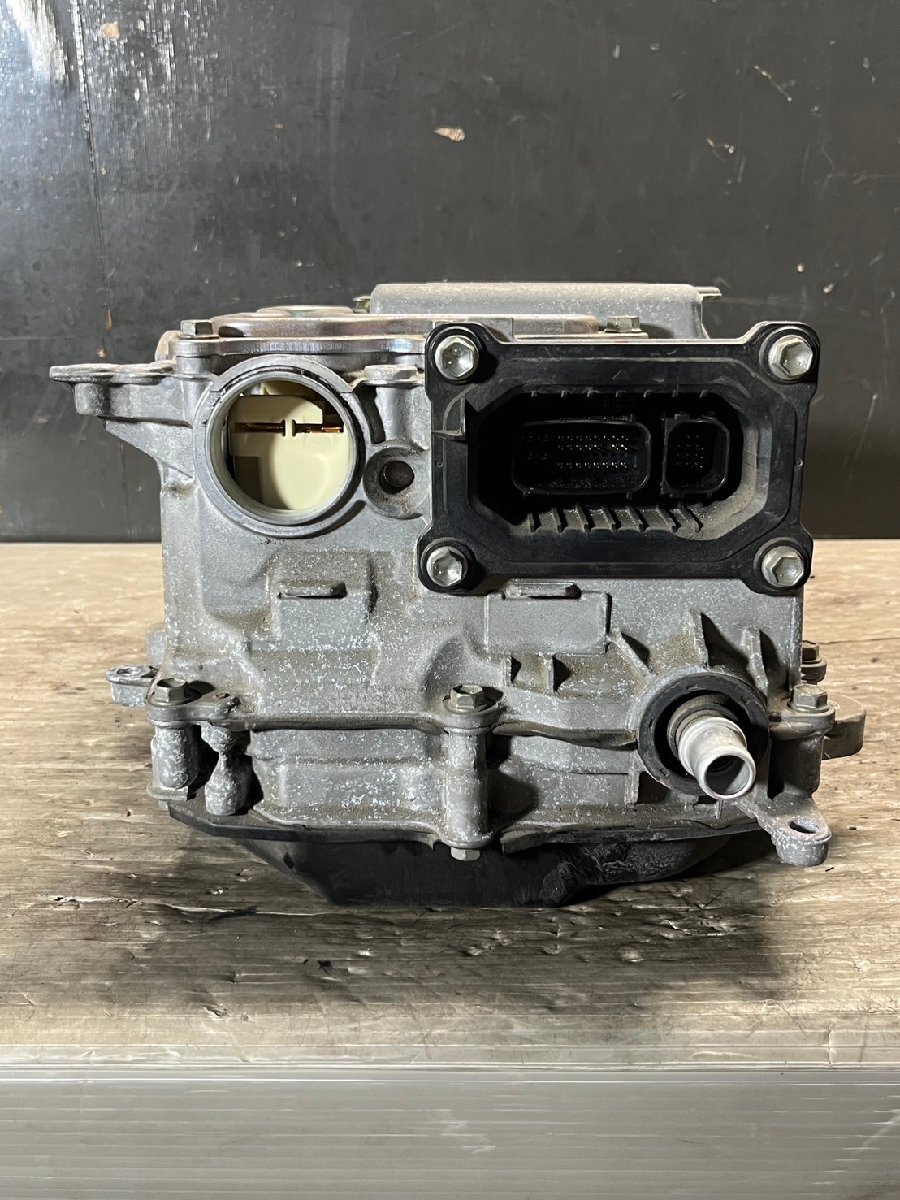 Toyota Aqua NHP10 Hybrid Inverter Converter G9200-52030 image 6