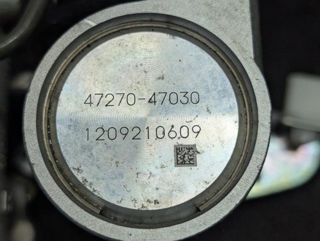 Toyota Prius ZVW30 ABS Actuator and Booster Pump 47210-47330 image 4