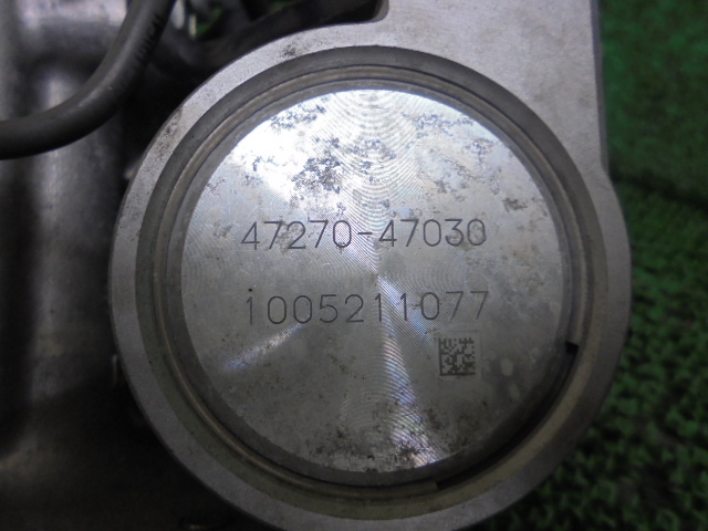 Toyota Prius ZVW30 Pre-Facelift ABS Actuator and Brake Booster 47210-47200 / 47070-47050 image 2