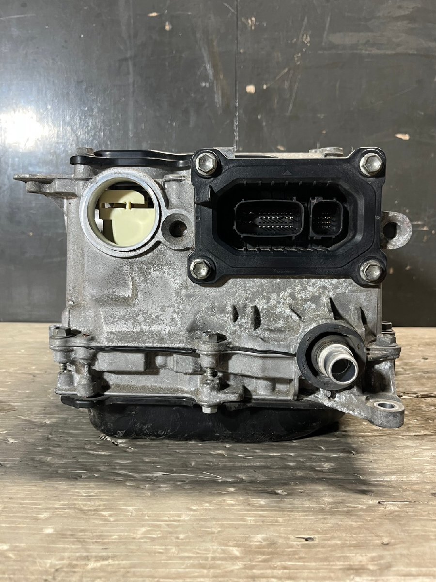 Toyota Prius ZVW30 Hybrid Inverter Converter G9200-47140 image 6