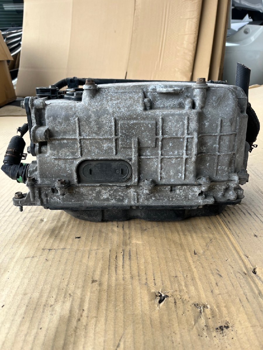 Toyota Prius ZVW30 Hybrid Inverter Converter G9200-47210 image 3