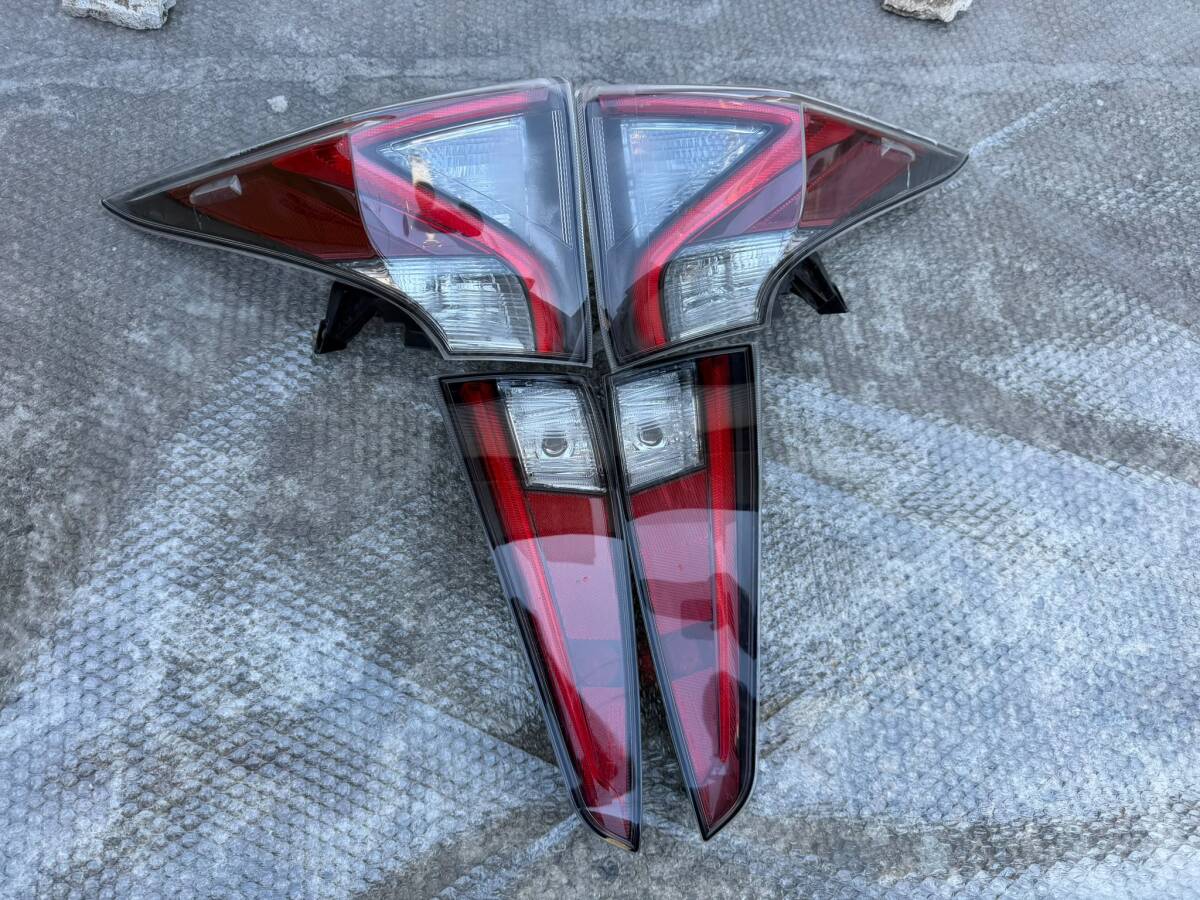 Toyota Prius ZVW50 / ZVW51 Pre-Facelift Tail Light Four-Piece Set