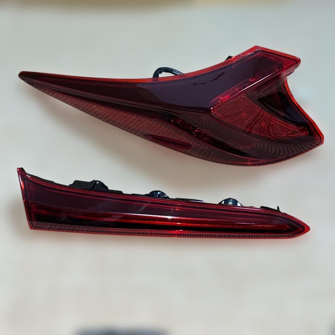 Toyota Prius PHV ZVW52 Tail Light Set ICHIKOH 47-96 / 47-98 image 2