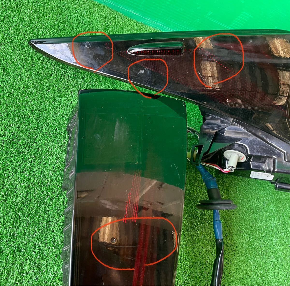 Toyota Prius ZVW50 / ZVW51 Pre-Facelift Left Tail Light Set image 3
