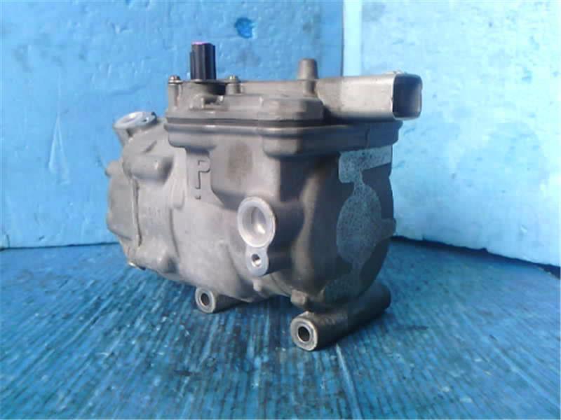 Toyota Prius ZVW30 A/C Compressor 88370-47030 image 2
