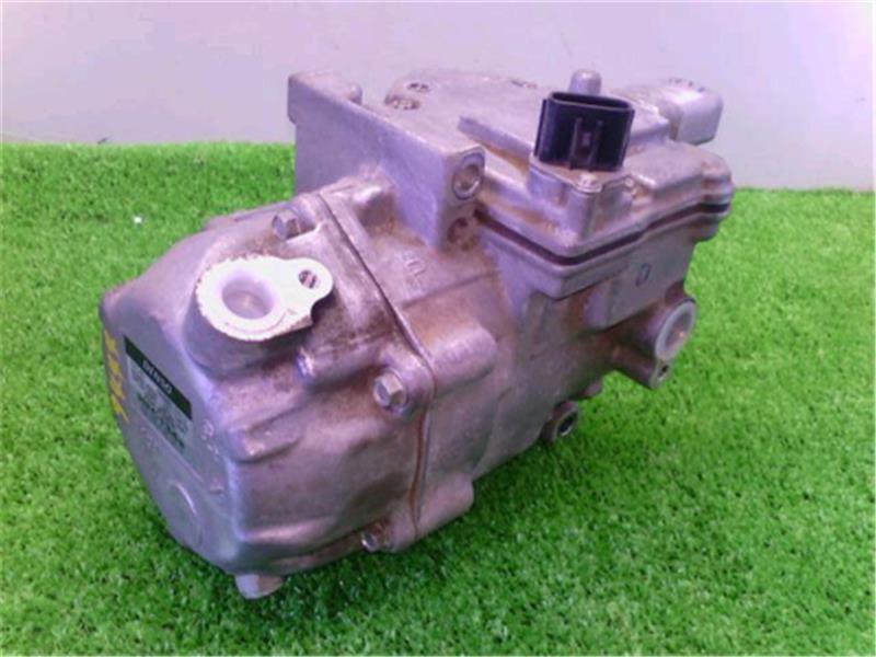 Toyota Prius ZVW30 A/C Compressor 88370-47062