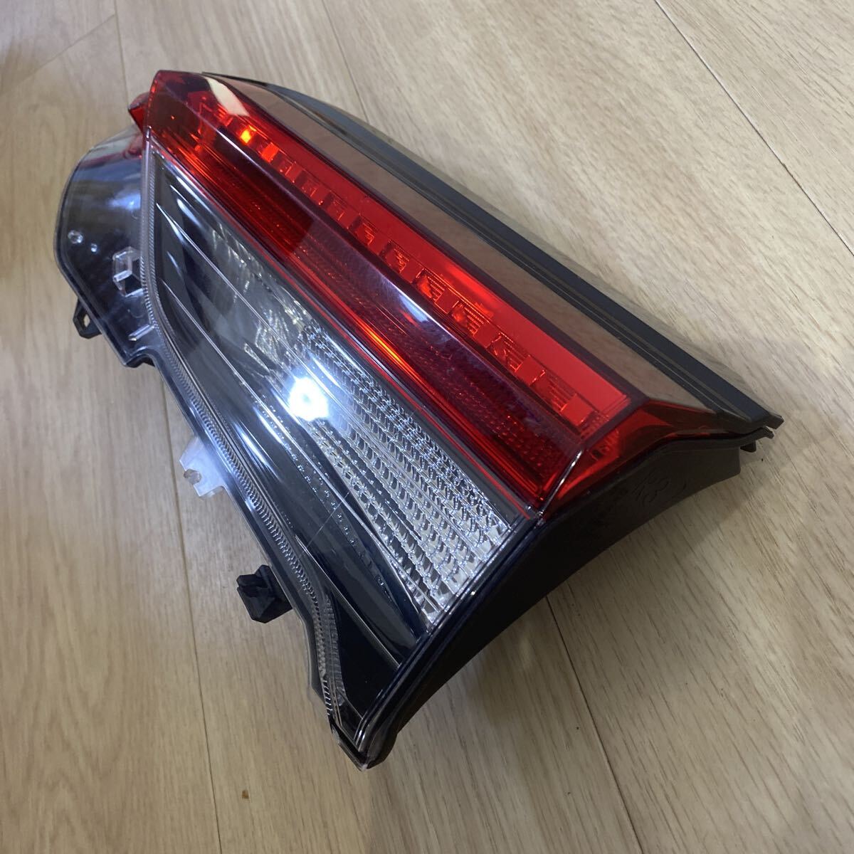 Toyota RAV4 50 Series Right Inner Tail Light ICHIKOH 42-98 image 4