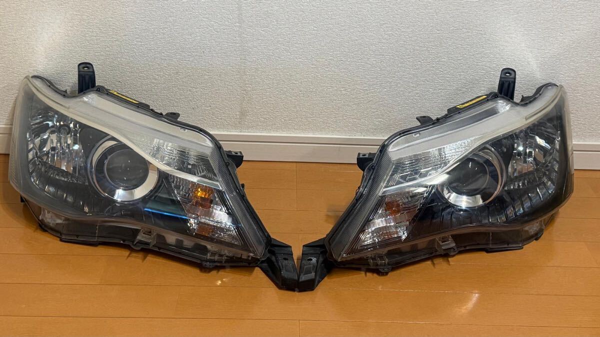 Toyota Corolla Fielder 160 Series HID Headlight Pair KOITO 12-582 image 2