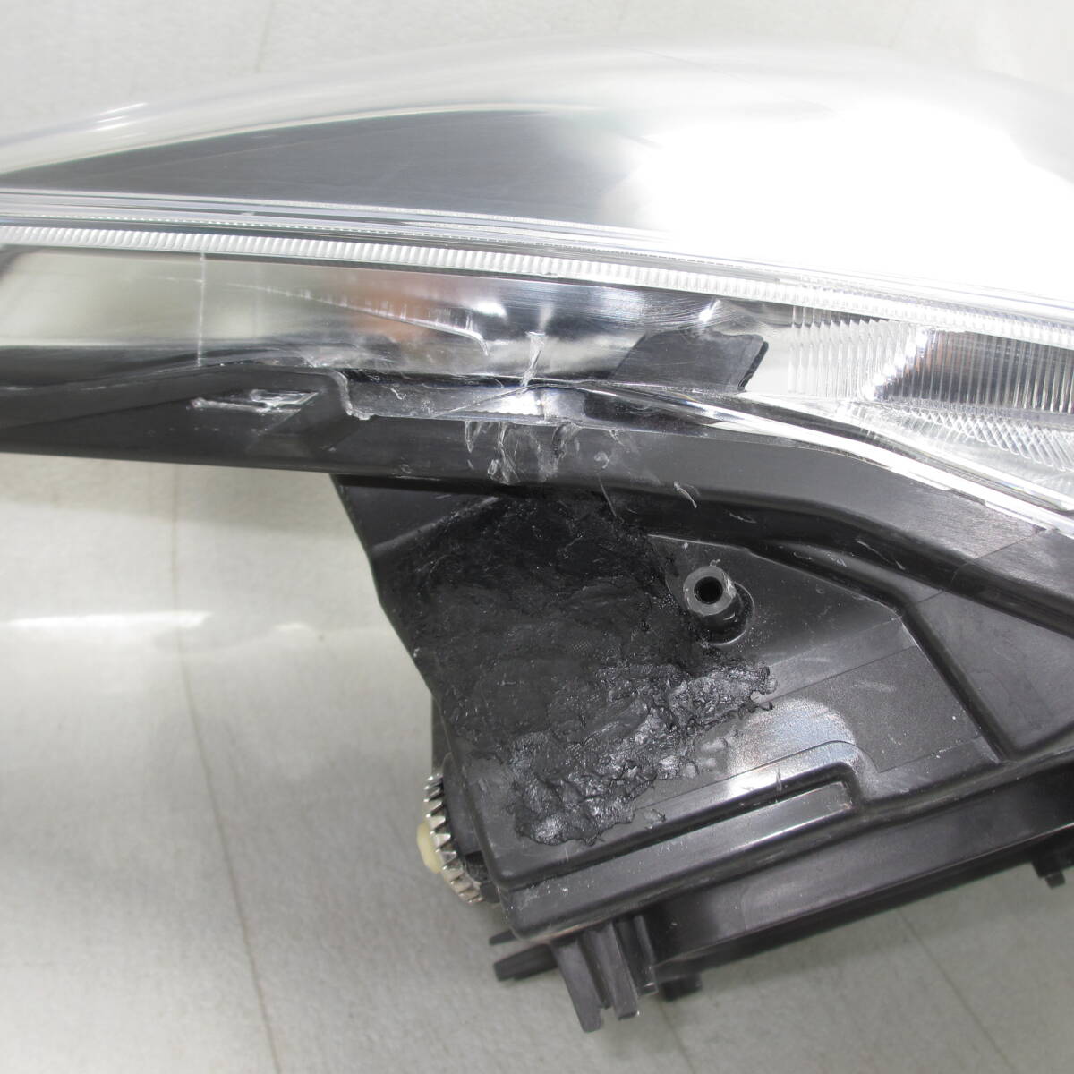 Toyota Corolla Fielder / Axio 160 Series Right LED Headlight KOITO 12-597 image 3