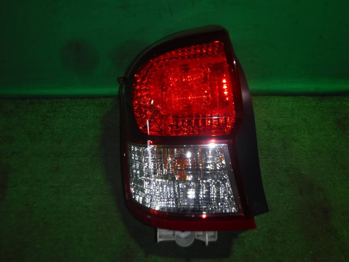 Toyota Corolla Fielder NKE165G Left Tail Light KOITO 13-102