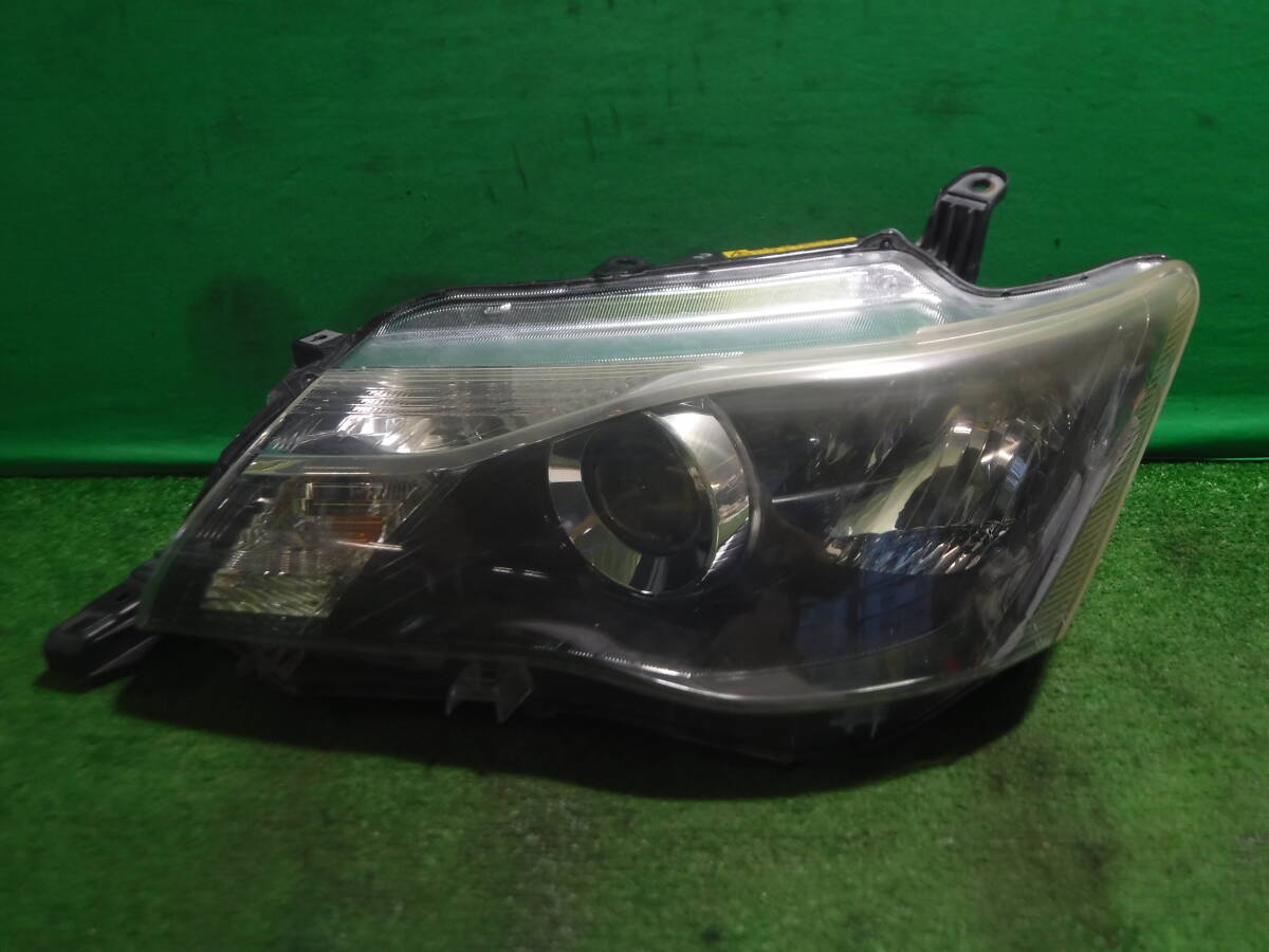 Toyota Corolla Fielder NKE165G Left HID Headlight KOITO 12-582