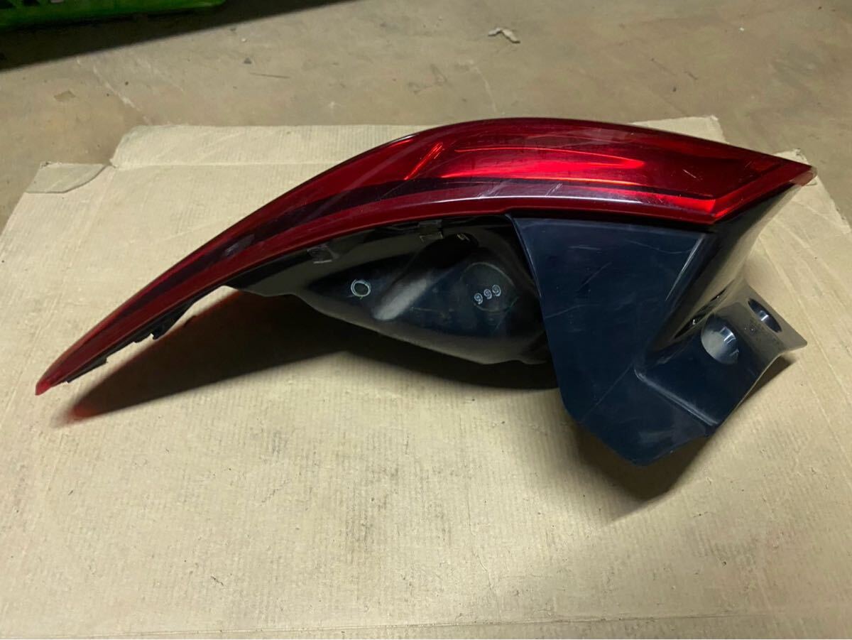 Mazda Demio DJ5FS Right Tail Light KOITO 220-18373 image 4