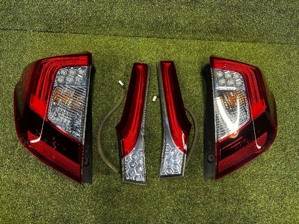 Honda Fit Hybrid GP5 / GP6 Tail and Finisher Lamp Set STANLEY W1698 / W1695
