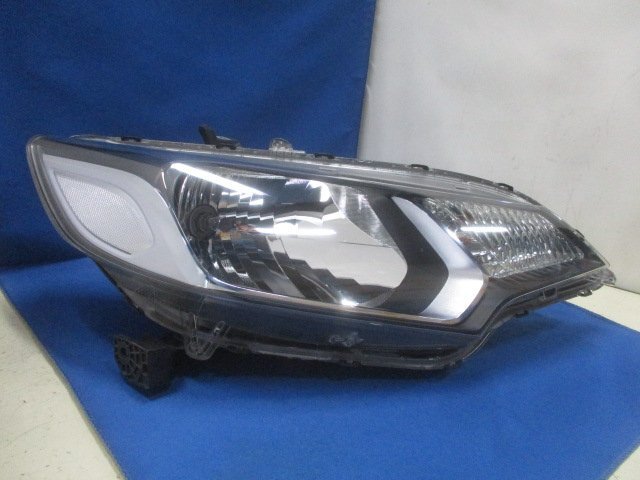 Honda Fit Hybrid GP5 Pre-Facelift Right Halogen Headlight STANLEY W0349 image 6