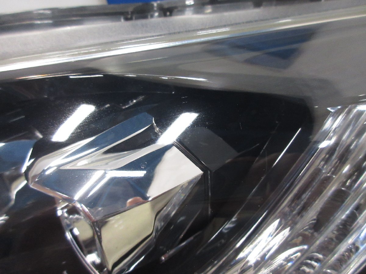 Honda Vezel RU3 / RU4 Pre-Facelift Left LED Headlight KOITO 100-62164 image 6
